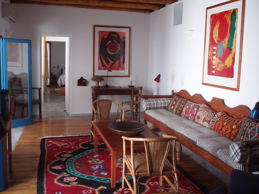 Τhe White Houses Makrýgialos Habitación foto