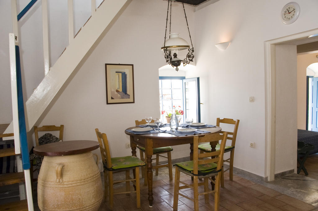 Τhe White Houses Makrýgialos Habitación foto