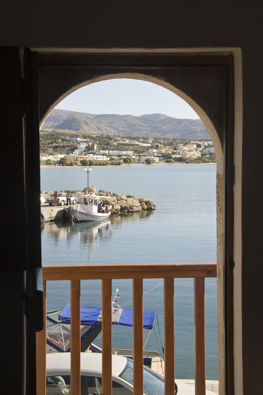 Τhe White Houses Makrýgialos Habitación foto